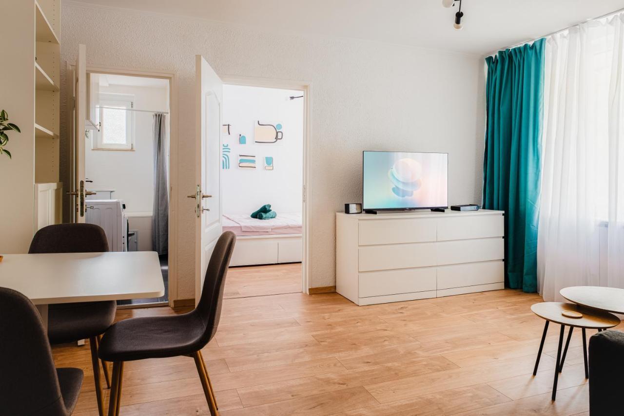 בוקרשט Cozy Apartment Ultracentral Universitate Square מראה חיצוני תמונה