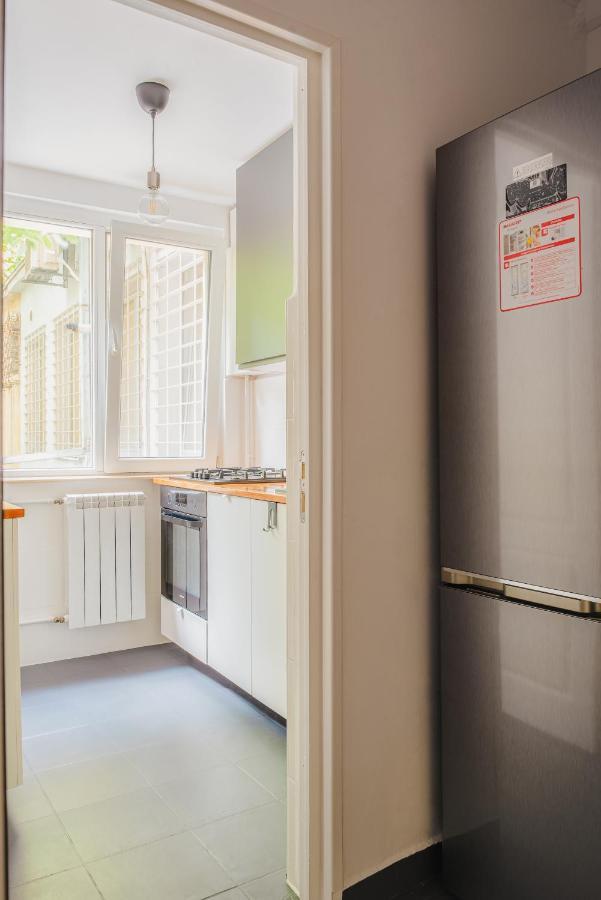 בוקרשט Cozy Apartment Ultracentral Universitate Square מראה חיצוני תמונה